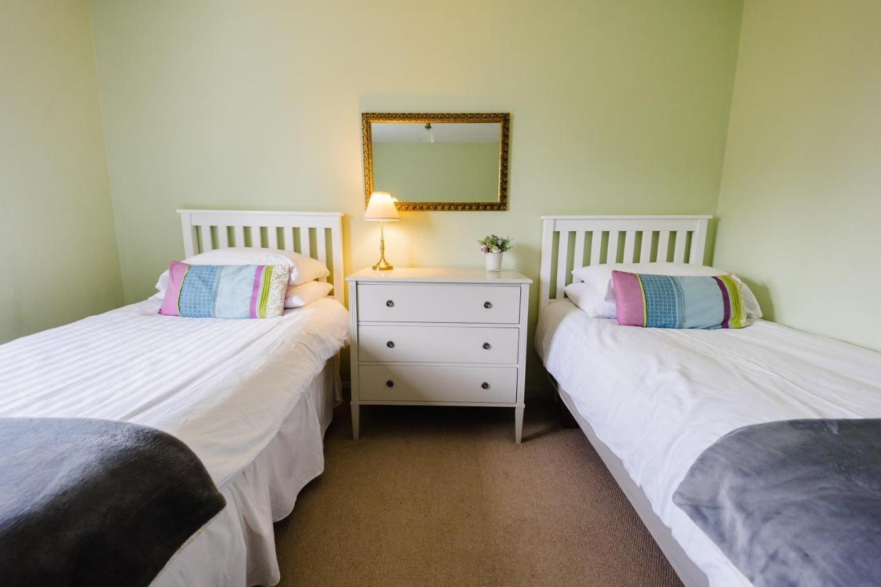 May Tree Cottage Manorbier 5 Mins From The Beach Sleeps 4 外观 照片