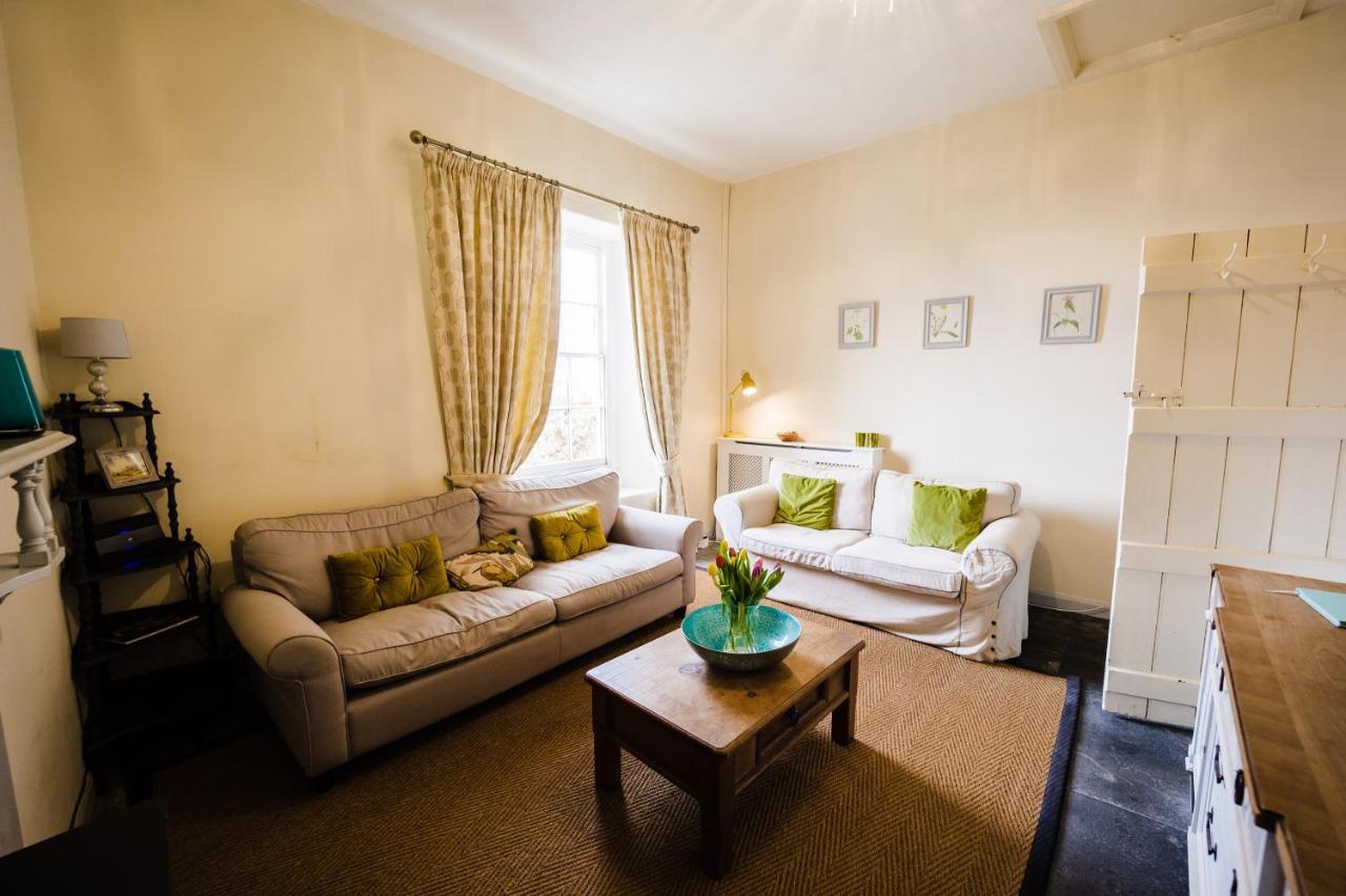 May Tree Cottage Manorbier 5 Mins From The Beach Sleeps 4 外观 照片
