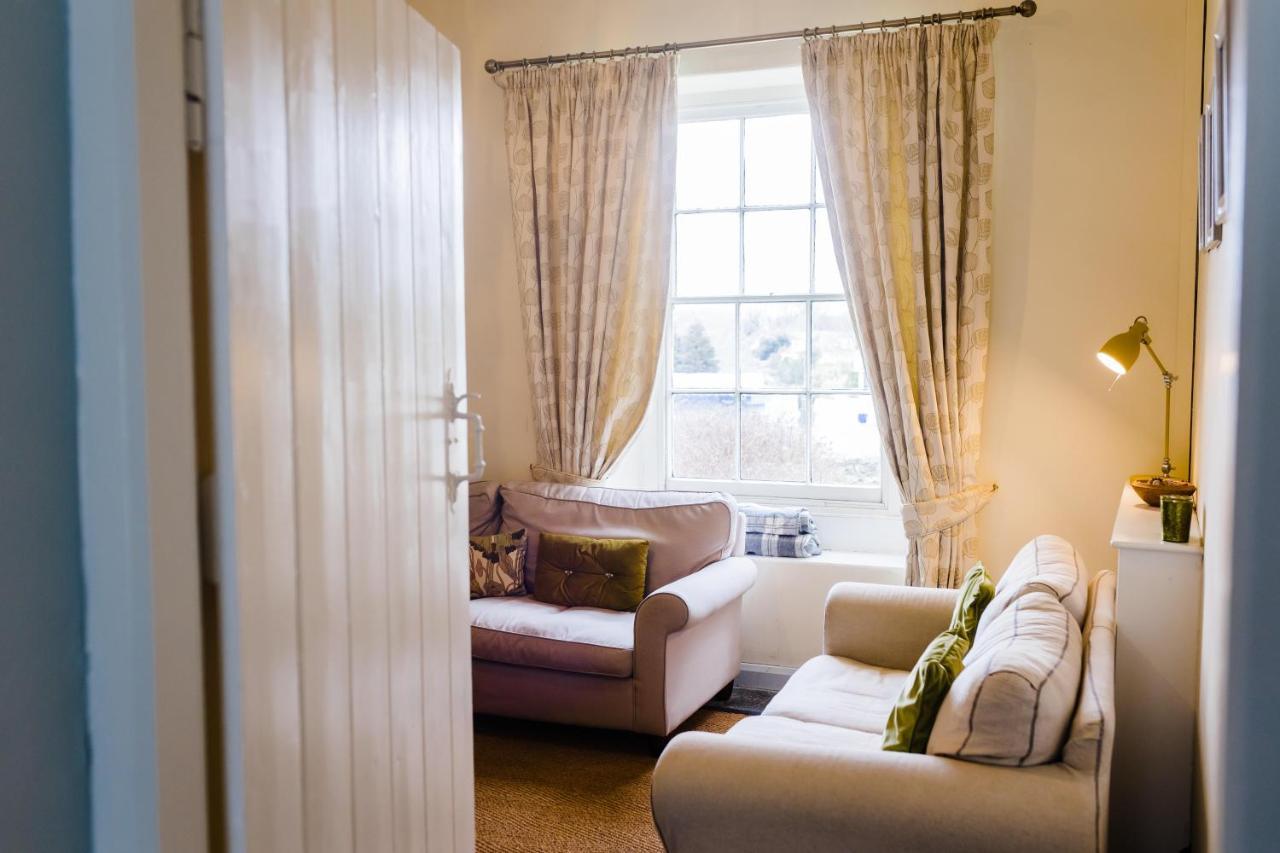 May Tree Cottage Manorbier 5 Mins From The Beach Sleeps 4 外观 照片