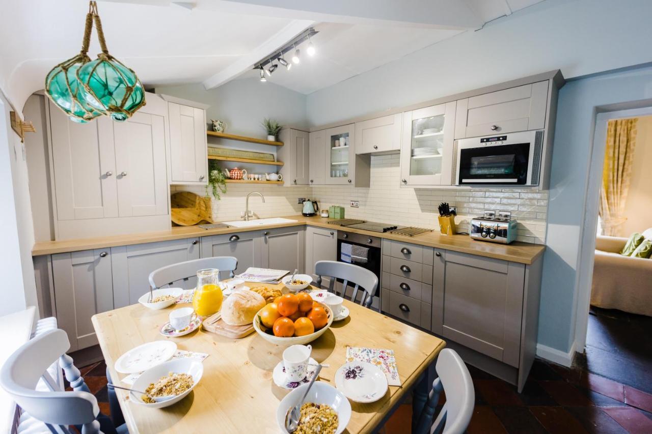 May Tree Cottage Manorbier 5 Mins From The Beach Sleeps 4 外观 照片
