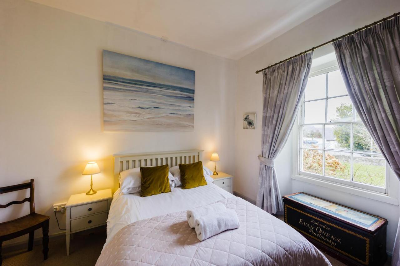 May Tree Cottage Manorbier 5 Mins From The Beach Sleeps 4 外观 照片