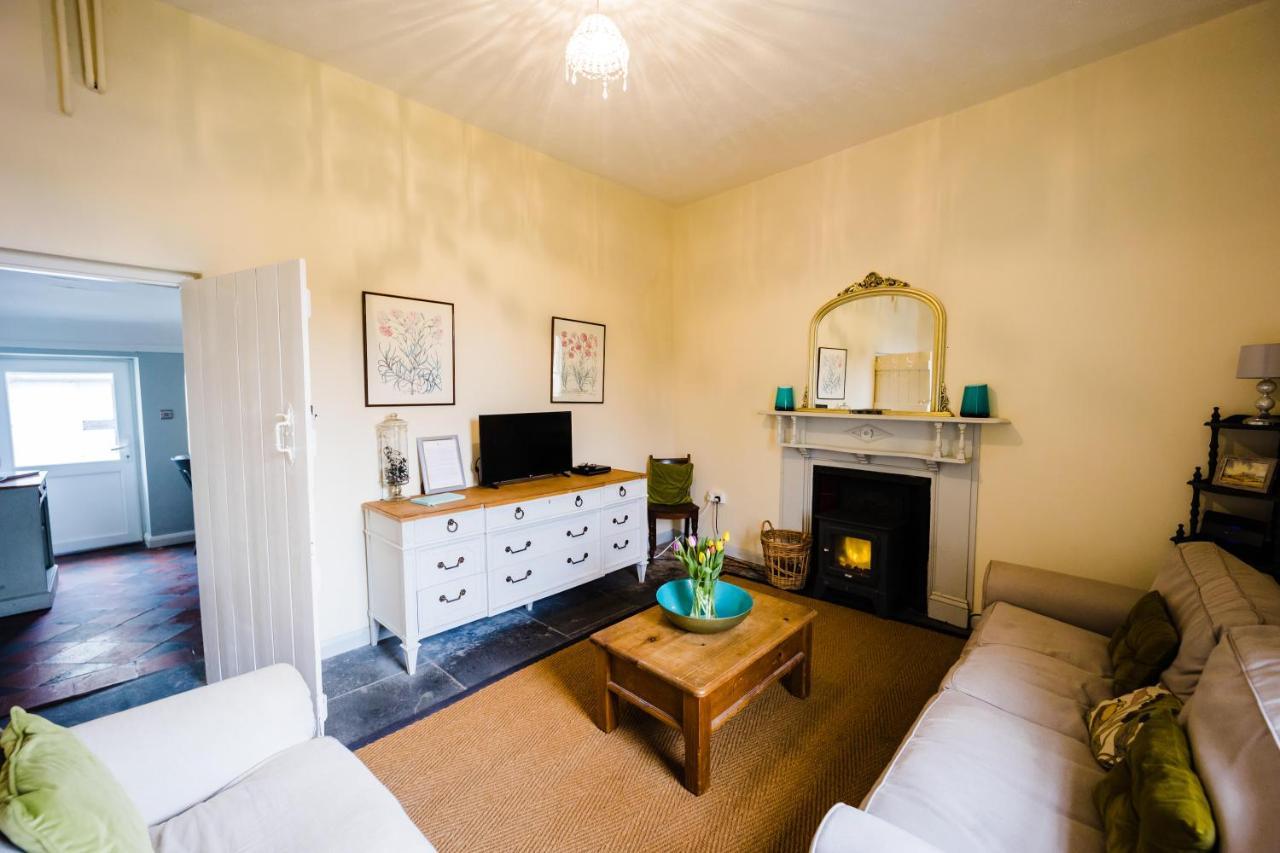 May Tree Cottage Manorbier 5 Mins From The Beach Sleeps 4 外观 照片