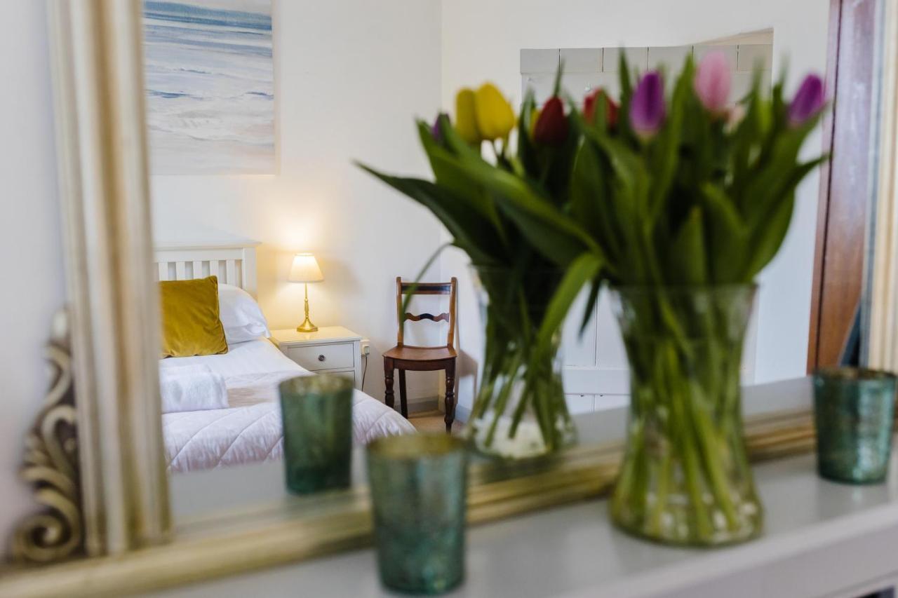 May Tree Cottage Manorbier 5 Mins From The Beach Sleeps 4 外观 照片